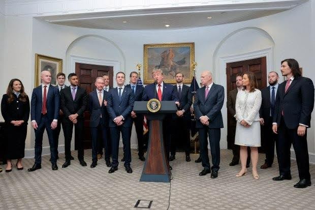 Trump Urges Congress to Advance CLARITY Act as Crypto Regulation Debate Intensifies