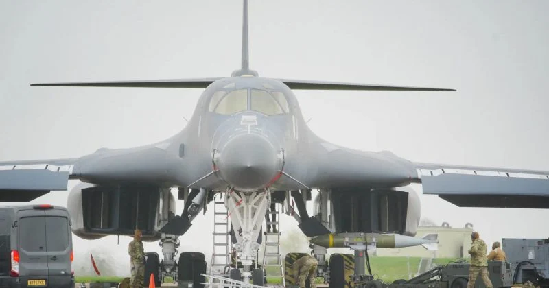 Les États-Unis déploient un bombardier B-1 alors que le conflit avec l’Iran s’intensifie