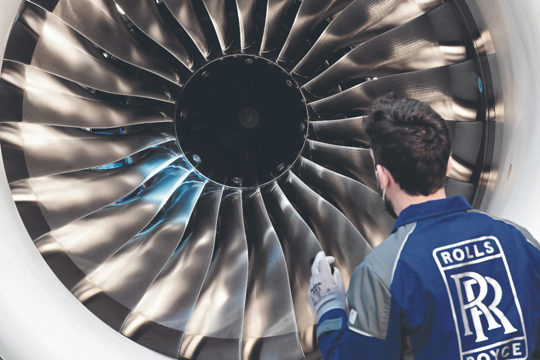 Le azioni Rolls-Royce balzano dopo il rialzo delle stime grazie a un forte utile del primo semestre