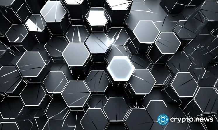 Grayscale отзывает три регистрации ETF на альткоины за 190 секунд