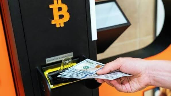 Аризона возвращает $171 332 для 35 жертв мошенничества с криптовалютными банкоматами по новому закону о защите прав потребителей