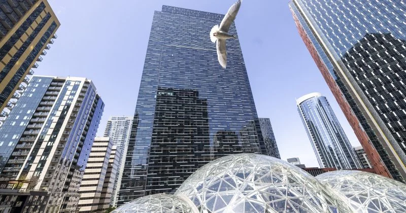 Amazon преодолел рыночную капитализацию в $3 трлн на фоне роста AWS и спроса на ИИ