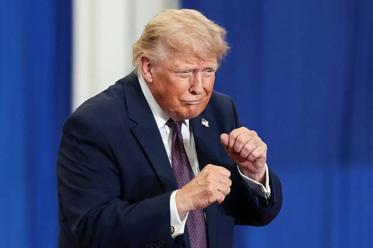 Uwagi Trumpa wzbudzają obawy przed bezprecedensowym przejęciem władzy przed wyborami połówkowymi