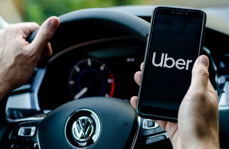 Код Uber указывает на возможный сервис поездок для «tween» для детей 10–12 лет
