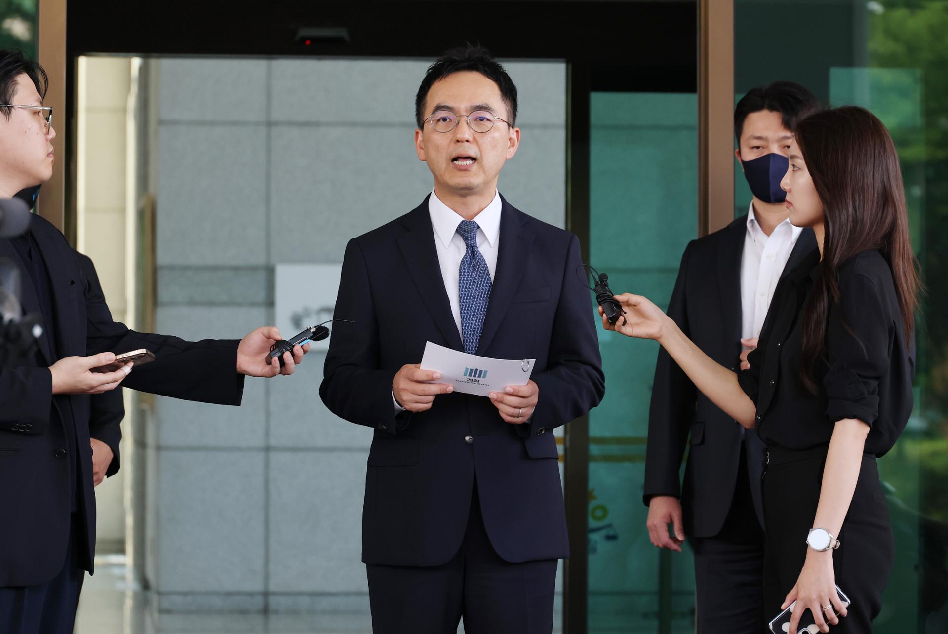 Acting Top Prosecutor Offers Resignation After National Assembly Passes Bill Stripping Prosecution of Investigative Powers